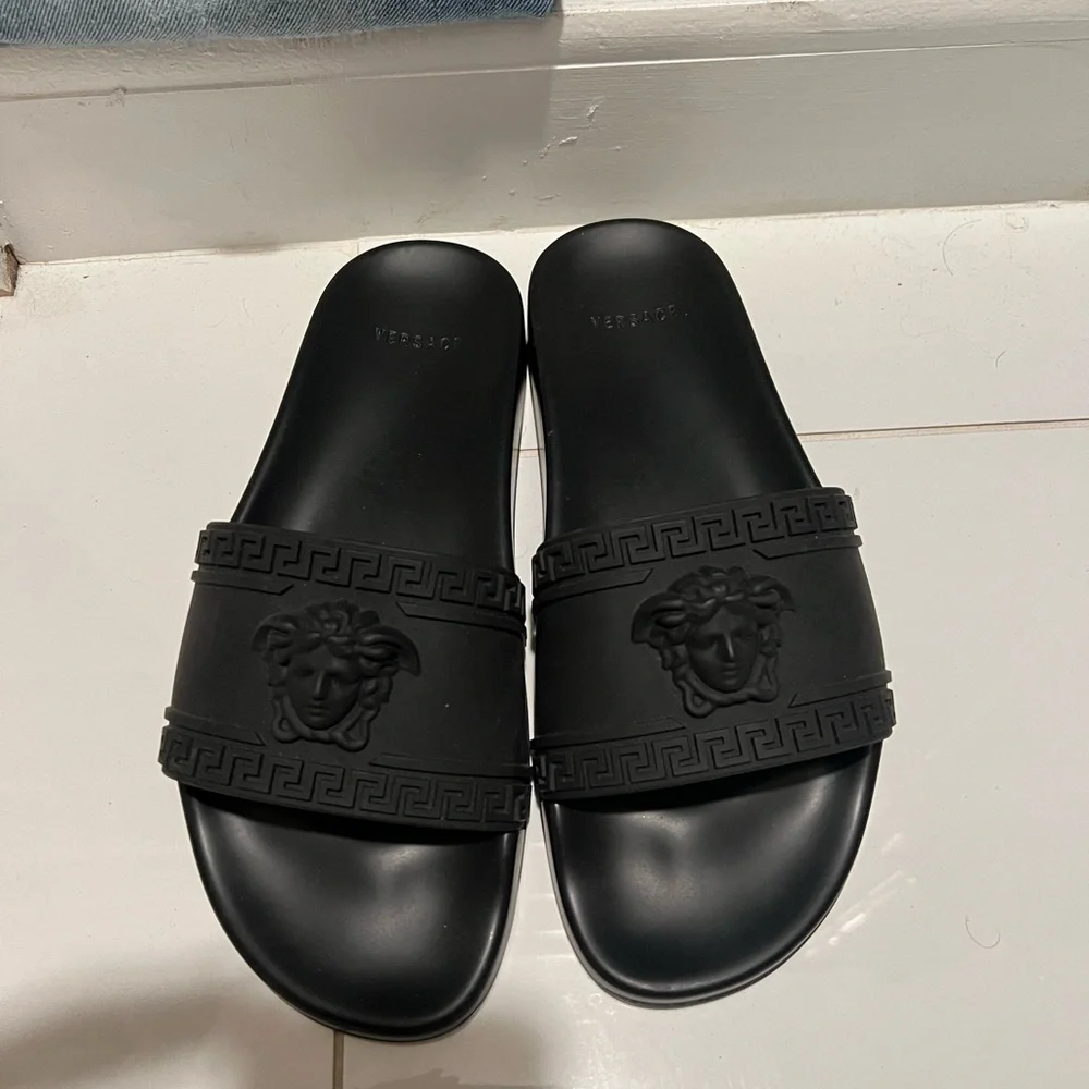 NWOT Versace PALAZZO SLIDERS - Picture 6 of 6